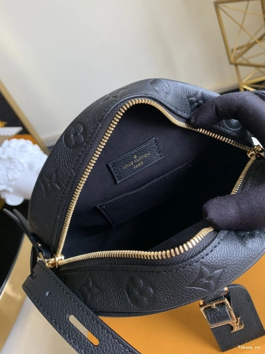 Affordable MM LOUIS CHAPEAU BOITE VUITTON SOUPLE 0817